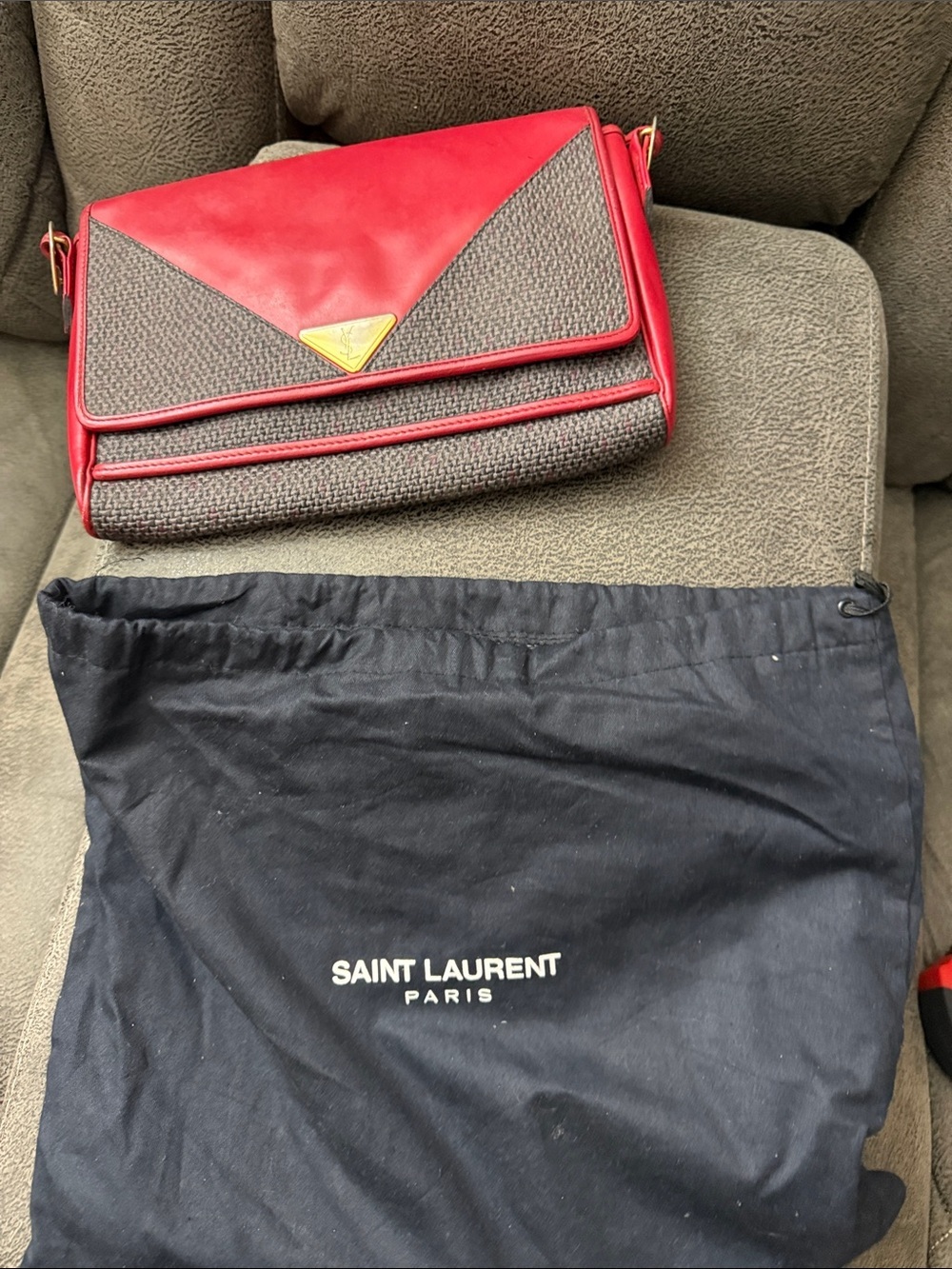 YSL Red Two-Tone Women's Shoulder Bag - Picture 8 of 9